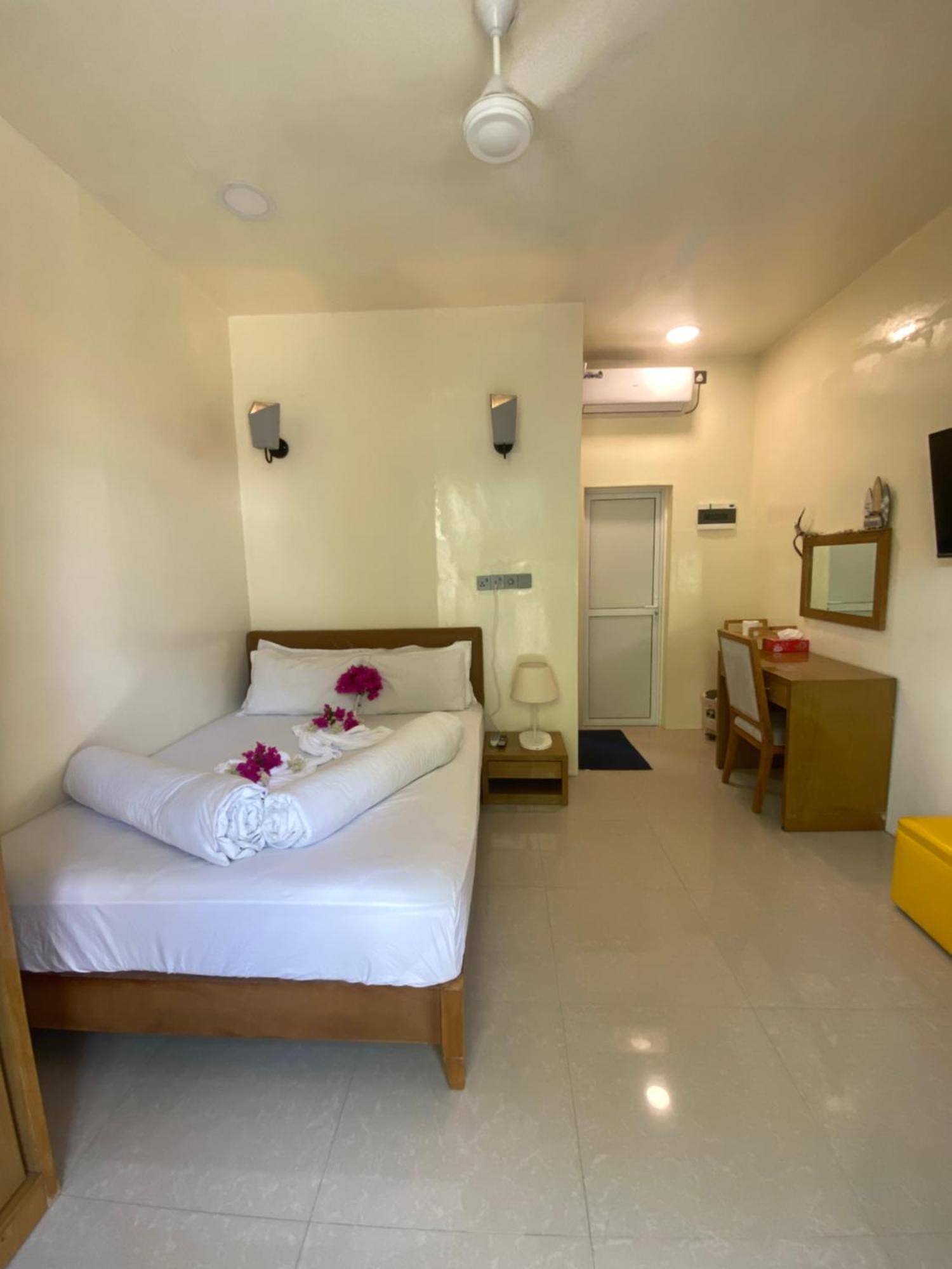 Maavaharu Guest House הימפושי מראה חיצוני תמונה